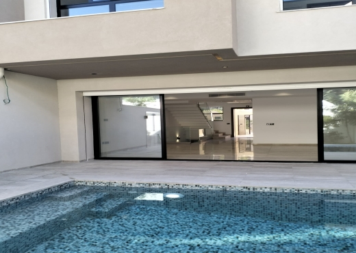 VILLA  S+4  PRESTIGE  CHOUTRANA 1 - Bien immobilier à {"id":1,"country_id":219,"name":"ARIANA","slug":"ariana"} - Image 3 - Agence Immobilière New Way