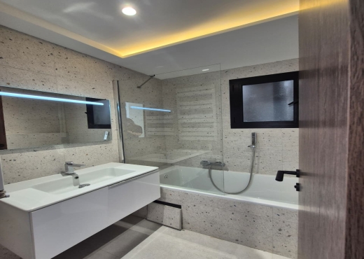 VILLAS  PRESTIGE  A VENDRE   CHOUTRANA 1 - Bien immobilier à {"id":1,"country_id":219,"name":"ARIANA","slug":"ariana"} - Image 4 - Agence Immobilière New Way