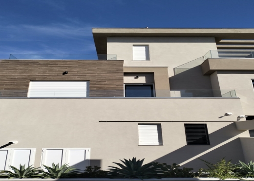 VILLA  S+4  PRESTIGE  CHOUTRANA 1 - Bien immobilier à {"id":1,"country_id":219,"name":"ARIANA","slug":"ariana"} - Image 4 - Agence Immobilière New Way